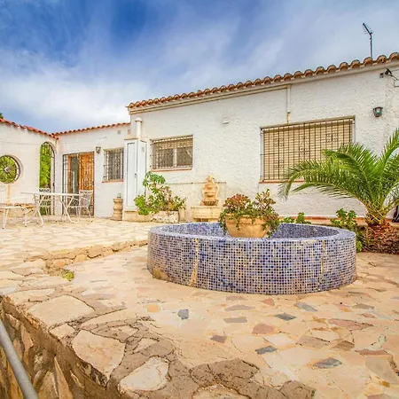 Holiday home Cozy In Campello With Swimming Pool Carrer del Mar