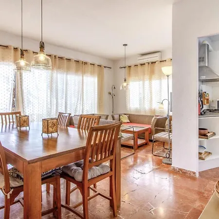 Cozy In Campello With Swimming Pool Carrer del Mar