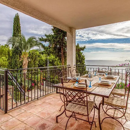 Cozy In Campello With Swimming Pool Holiday home *
